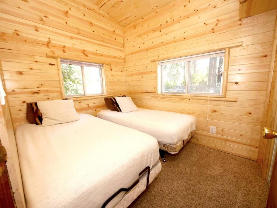 Green Cabin In Big Bear Lake 3 Bdr Pets Friendly Big Bear City Bagian luar foto