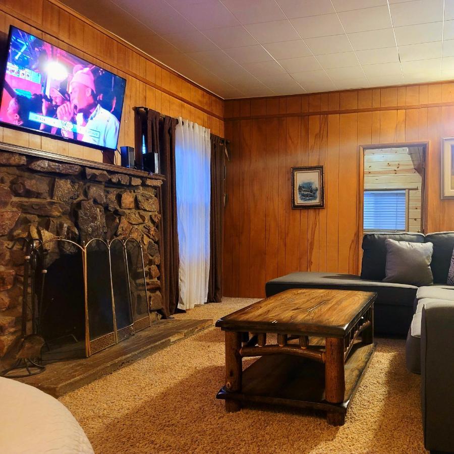 Green Cabin In Big Bear Lake 3 Bdr Pets Friendly Big Bear City Bagian luar foto
